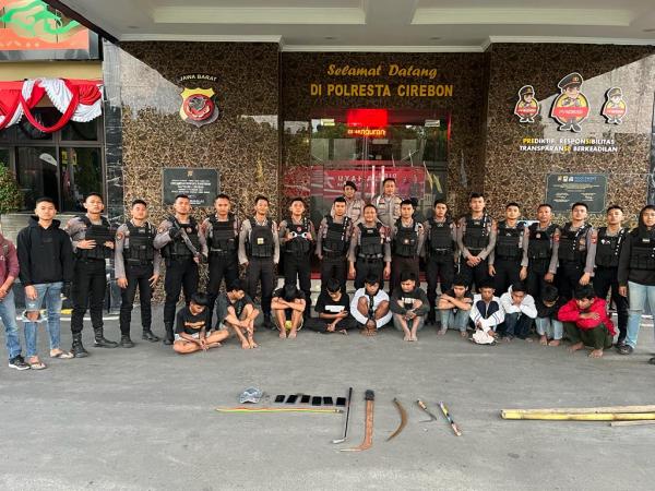 Hendak Tawuran di Pagi Hari, 11 Pemuda di Kabupaten Cirebon Diamankan Polisi