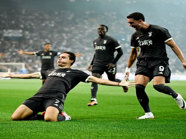 Kejutan di Laga Malam Tadi: Chelsea Tenggelam, Juventus dan Barca Bangkit