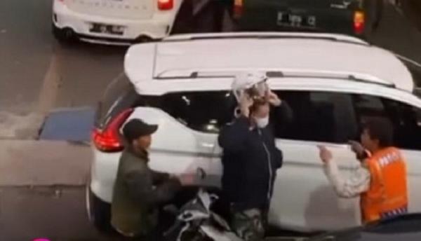 Viral Juru Parkir Dipukul Baju Loreng, Kapuspen TNI: Terbukti Anggota Bakal Ditindak