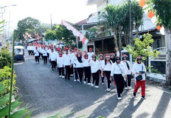 Gelar Jalan Sehat, Karyawan PDAM Bolmong Meriahkan HUT ke 78 RI