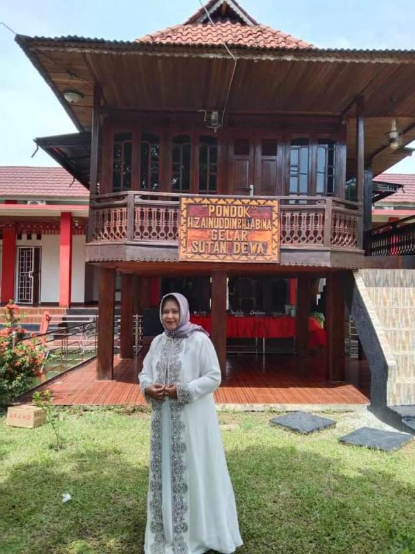 Rina Marlina Bustami Resmi Calonkan Diri sebagai Anggota DPRD Provinsi Lampung dari PDI P
