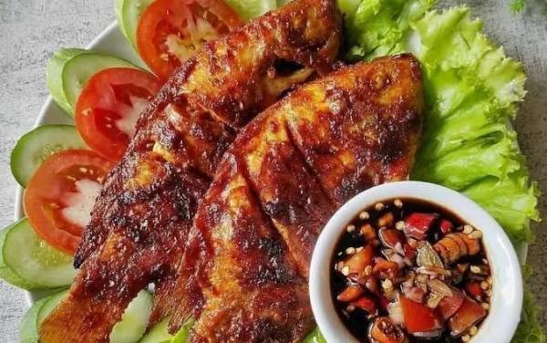 Menikmati Kuliner Nila Bakar Khas Telaga Ngebel Ponorogo, Sensasinya Beda