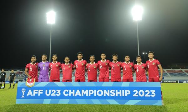 Babak Pertama Semifinal Piala AFF U-23: Indonesia Unggul 1-0 Atas Thailand