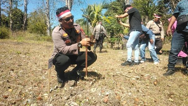 Lestarikan Alam, Polres TTS Tanam 1500 Anakan Pohon Program Lestari Penghijauan untuk Negeri