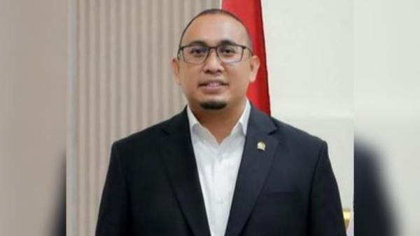 Harta Kekayaan Andre Rosiade, Mertua Pratama Arhan Pemain Timnas Indonesia