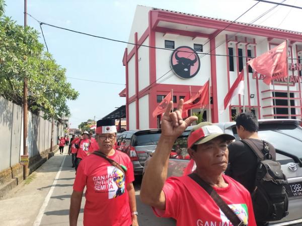 Apel Pemenangan Ganjar Pranowo di Semarang, 740 Kader PDIP Karanganyar Merahkan Stadion Jatidiri