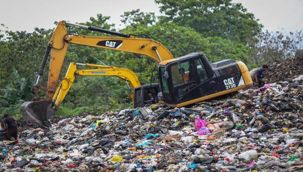 40 TPS di Bandung Diklaim Mulai Normal, Pengangkutan Sampah ke TPA Sarimukti Meningkat