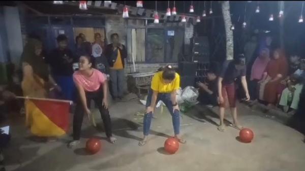 Unik, Lomba Lari Kelinci dan Bola Terong Meriahkan HUT ke-78 RI di Desa Alaspandan