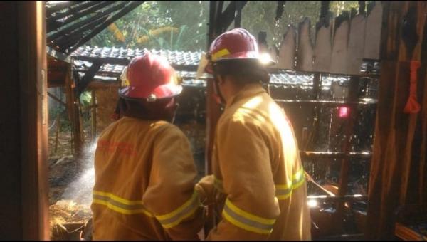 Rumah Milik Purwadi di Toroh Grobogan Terbakar Gegara Lupa Mematikan Kompor