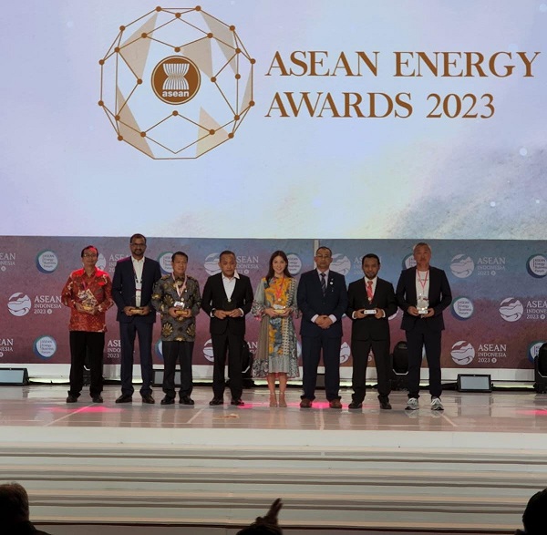 Perluas Pemanfaatan EBT, PTPN Group Raih Penghargaan Asean Energy Awards 2023