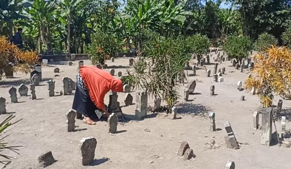 Perusak Batu Nisan di TPU Desa Sambungrejo Sidoarjo Terancam Dipolisikan
