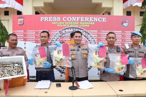 Polres Aceh Utara Ungkap Kasus 6 Kg Sabu Modus Kirim Paket Ikan Asin