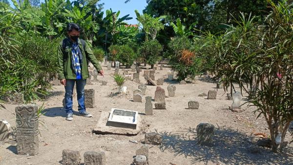 Perusakan Batu Nisan Makam di Desa Sambungrejo Sidoarjo Resmi Dilaporkan ke Polsek Sukodono