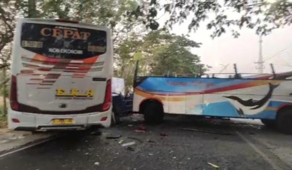 Kecelakaan Maut Bus Sugeng Rahayu Vs Eka di Ngawi, Ini Kronologinya