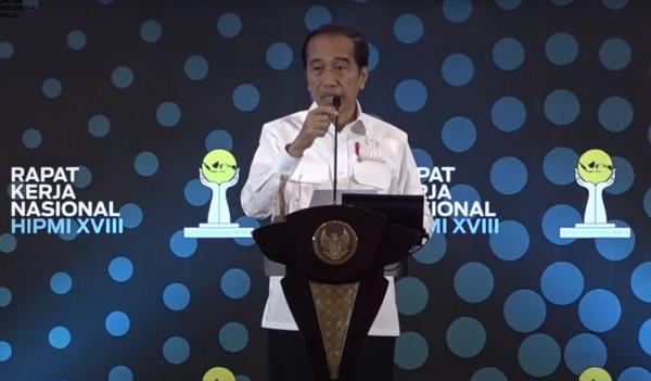 Bicara di Rakernas HIPMI, Jokowi Sebut Peningkatan Daya Saing Global Indonesia Naik Signifikan