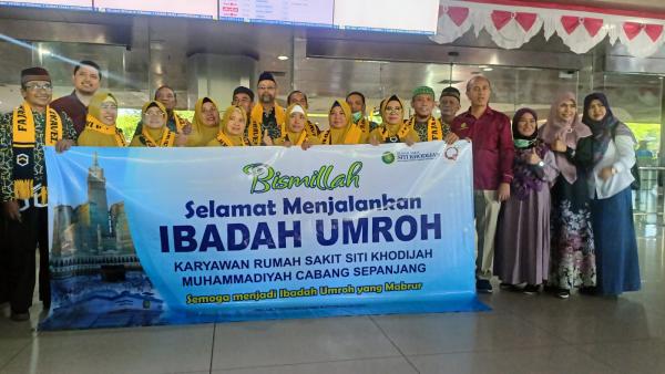 RS Siti Khodijah Berangkatkan 10 Karyawan Ibadah Umrah