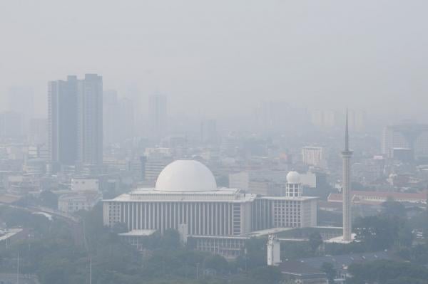 Jakarta  Posisi Teratas  Kota dengan Tingkat Polusi Tertinggi di Dunia Menurut IQ Air