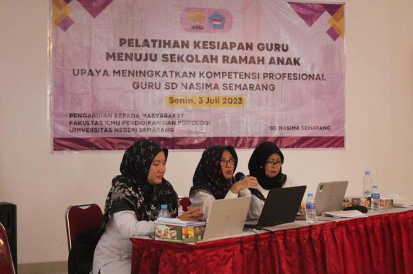 Gencarkan Sekolah Ramah Anak, Dosen Psikologi Unnes Beri Pelatihan di SD Nasima Semarang