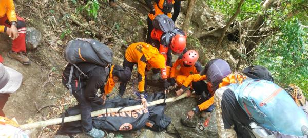 Pendaki Hilang di Bulu Sonrongan Pangkep Ditemukan Tewas Terhimpit Batu dalam Jurang