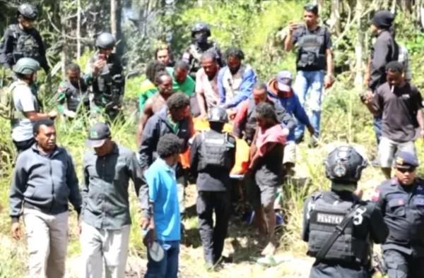Dibunuh KKB, Jenazah Michelle Kurisi Ndoga  Aktivis Kemanusiaan  Jenazahnya Dibuang di Lanny Jaya