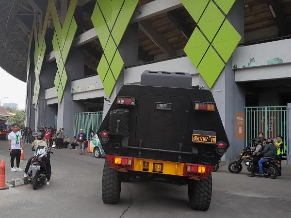 Persib Bandung Tiba di Stadion Patriot dengan Kendaraan Taktis Jelang Derbi Kontra Persija Jakarta
