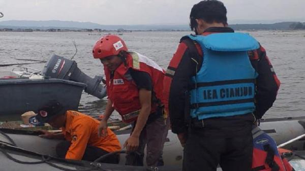 Diduga Kelelahan Berenang, Seorang Bocah Hilang Tenggelam di Waduk Cirata Cianjur