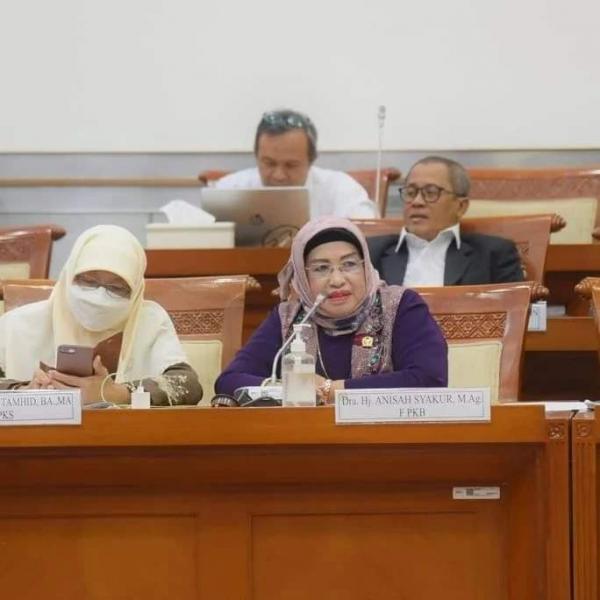 Anggota DPR RI Anisah Syakur Minta Anggota Bhayangkari, Jadi Suri Tauladan bagi Masyarakat