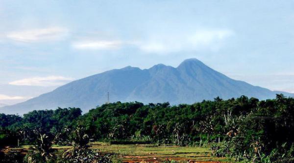 Lima Gunung Terangker di Jawa Barat, Nomer Satu Terdapat Perkampungan Setan