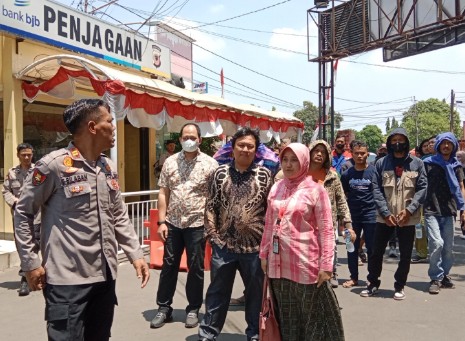 Merasa Ditipu Pasutri, CPMI Grudug Polres Cirebon Kota, Ini Tuntunan Mereka