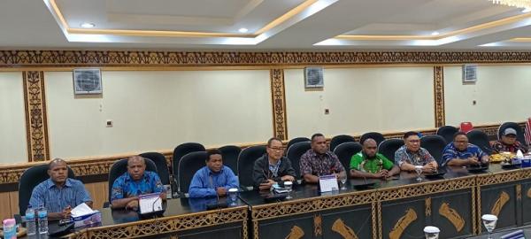 8 Fraksi DPR Papua Ungkap Penyebab Dokumen RAPBD Perubahan 2023 Belum Dibahas di Kemendagri