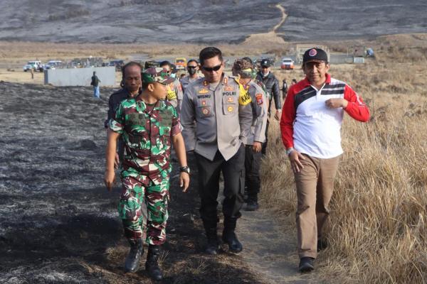 Polres Probolinggo Libatkan TNI pada Olah TKP Kebakaran Bukit Teletubies Gunung Bromo