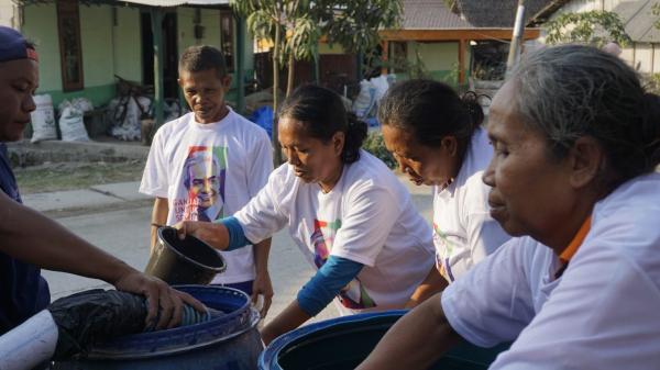 Kiai Muda Ganjar Salurkan Air Bersih Untuk Bantu Majelis Taklim dan Warga Bojonegoro