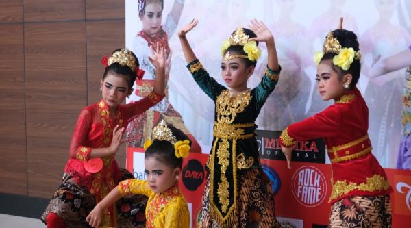 Festival Tari Jaipong Tingkat SD dan SMP di Garut, Kadisparbud: Aset Nasional Harus Dilestarikan