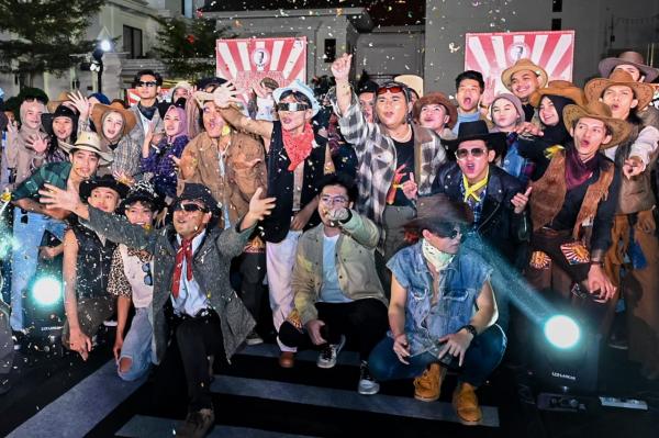 Gabungan Seniman Ganjar Dorong Kreativitas Anak Muda Melalui Surabaya Street Fashion