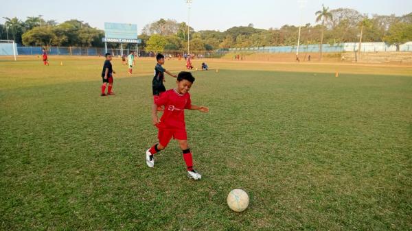 Meniti Masa Depan dengan Sepakbola: Pembibitan Usia Dini di Sekolah Sepakbola Kota Cilegon