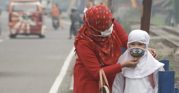 16 Ribu Anak Karawang Idap ISPA Gegara Udara Buruk, Disdikpora Belum Beri Imbauan Untuk Siswa