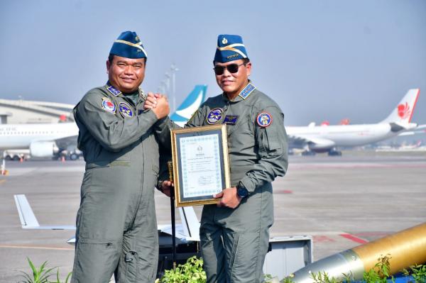 Terima Brevet Kehormatan Penerbangan TNI AL, Ini yang Dikatakan KASAL Laksamana Muhammad Ali