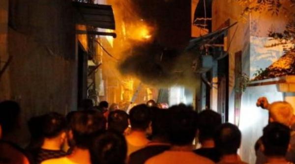 Apartemen 9 Lantai Terbakar di Hanoi, 30 Orang Dilaporkan Tewas