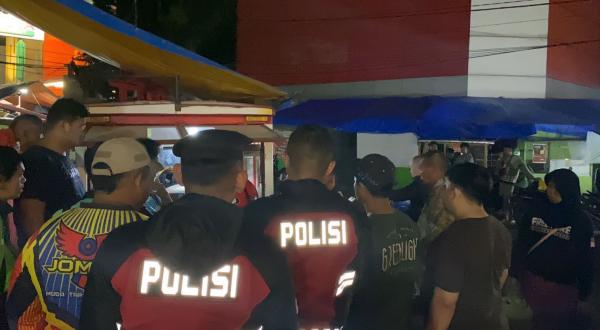 Palak Pedagang, Preman Di Garut Bonyok Dikeroyok Massa