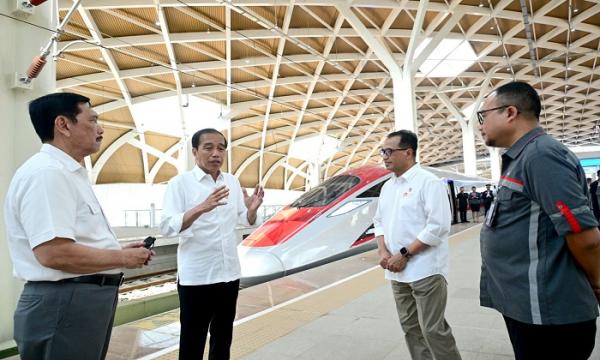 Diresmikan Jokowi 1 Oktober, Tarif Kereta Cepat Rp250.000 Hingga Rp350.000