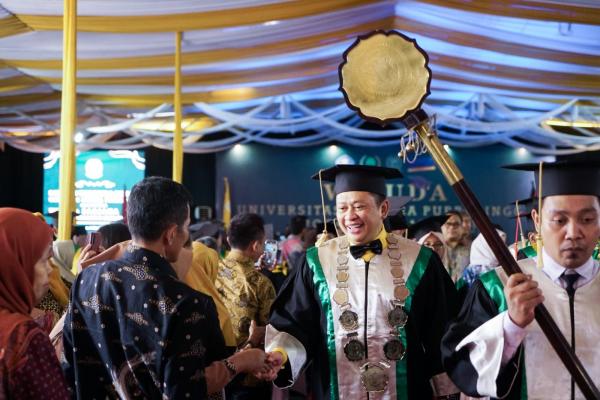 Wisuda Perdana Universitas Perwira Purbalingga, Bamsoet Dorong Peningkatan Kualitas Perguruan Tinggi