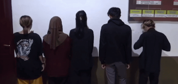 5 Remaja Diduga Mesum di Rumah Kontrakan Tanjab Barat Diamankan, 1 Orang Sedang Hamil