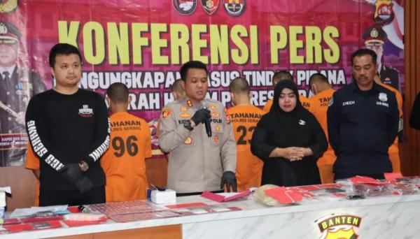 Polisi Ungkap Home Industri Tembakau Gorila di Bogor, 3 Tersangka Ditangkap di Lokasi Berbeda