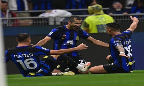 Hasil Bola Tadi Malam: Inter dan Barca Pesta Gol, Man United Dipermalukan Brighton