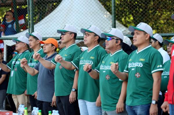 Diikuti 7 Negara, Danny Pomanto Buka Turnament Softball Internasional Makassar Open 2023