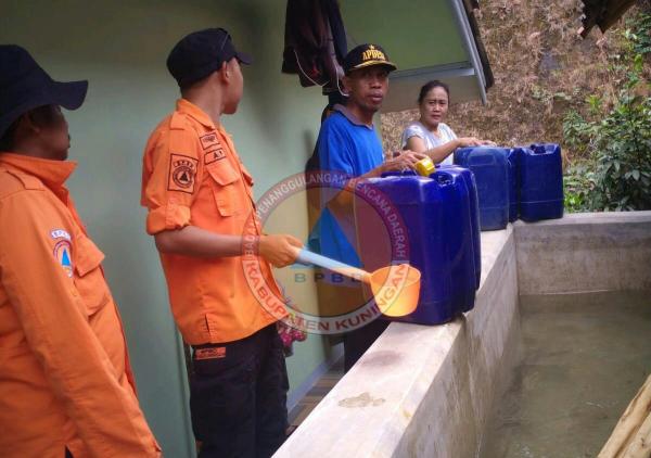 8 Desa di Kuningan Alami Kekeringan, BPBD Kirim Bantuan Air Bersih