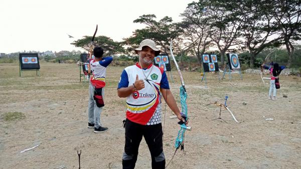 Fajarudin Tohary Sosok Pendiri Klub Panahan Kota Cilegon Trilogy Archery