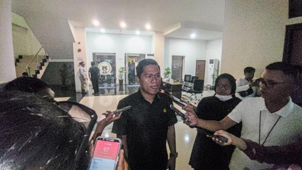 Ari Melawan, Yudiaman Firusdi: Pemberhentian Ketua DPRD Mamuju Sudah Sesuai Mekanisme