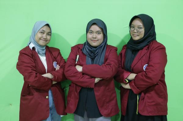 3 Mahasiswi UM Bandung Raih Juara 2 National Accounting Paper Competition di UBB
