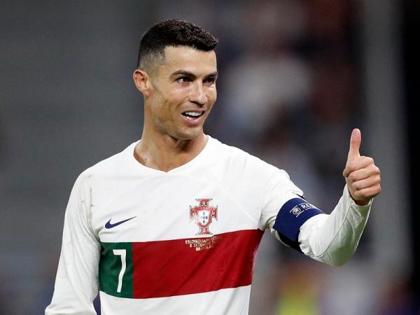 Cristiano Ronaldo Jadi Idola Warga Iran! Disambut Meriah Jelang Liga Champions Asia 2023-2024